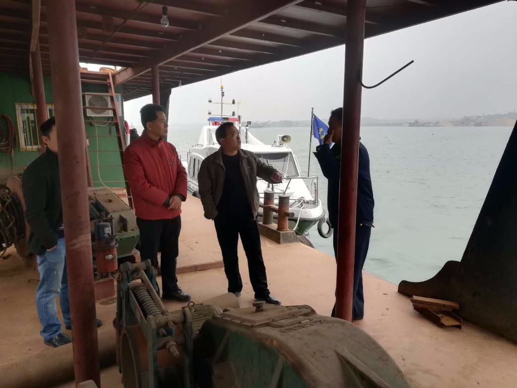 区水利局开展砂场水上交通安全专项检查