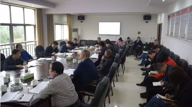 云龙召开河长制工作会议