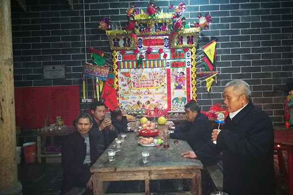 攸县：非遗唱主角 欢腾闹元宵