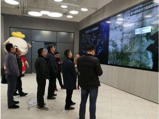 市国资委召开猪八戒包装设计特色小镇专题联席会