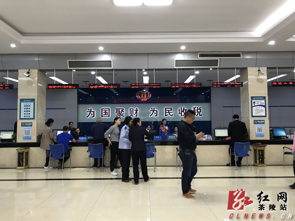 县国税局举办“纳税服务日”体验活动