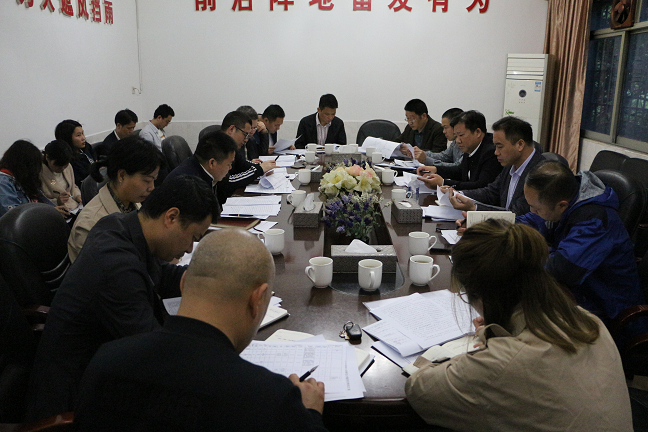 区委副书记蒋峰调度白关特色小镇建设