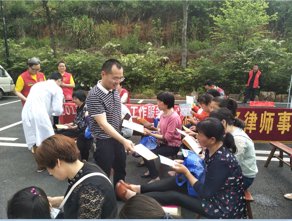 天元区文化馆送戏下乡走进美丽乡村——三门镇响水村