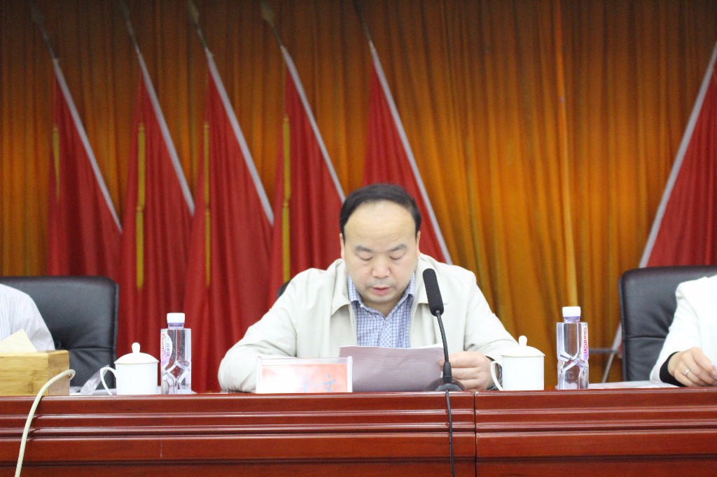 我区召开“三社联动”专题培训会议