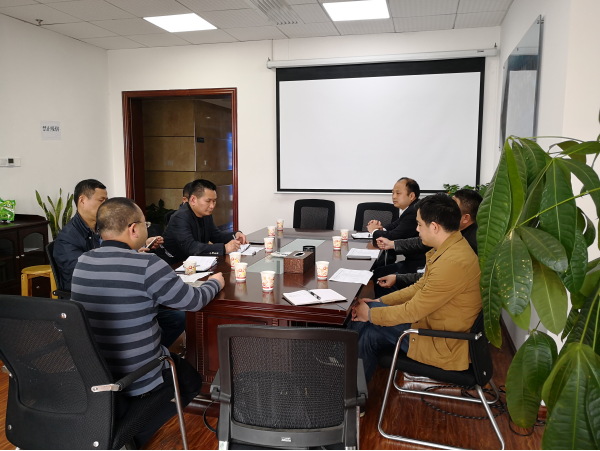 服务“产业项目建设”，积极为企业上门服务