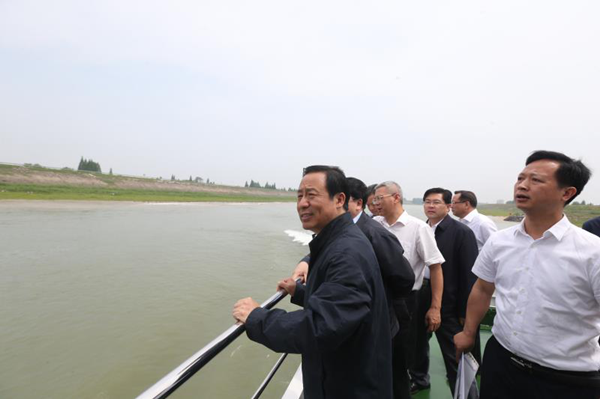 湖南省总河长巡河 要确保一湖清水入长江