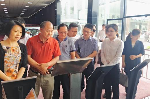 何恒仁带队调研企业转型升级工作