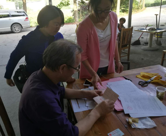 区财政局迅速落实惠农补贴督办会精神