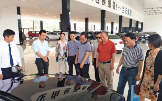 何恒仁带队调研企业转型升级工作