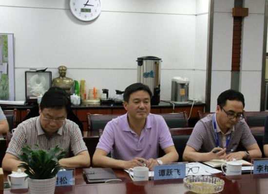 市委常委、市政府常务副市长何剑波一行到城发集团调研