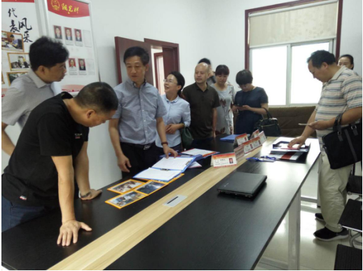 市人大联工委主任刘畅儿一行到建设街道指导工作