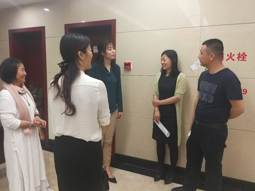 省妇联调研“等等吧”天元区婚调委工作室