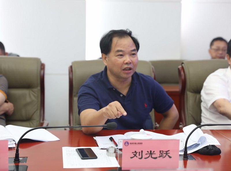 市人大常委会党组书记、常务副主任刘光跃一行来我局考察不动产登记“最多跑一次”改革工作