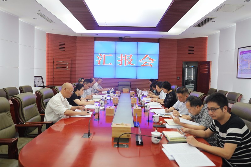 市人大常委会副主任冯建湘带队到我局调研指导工作