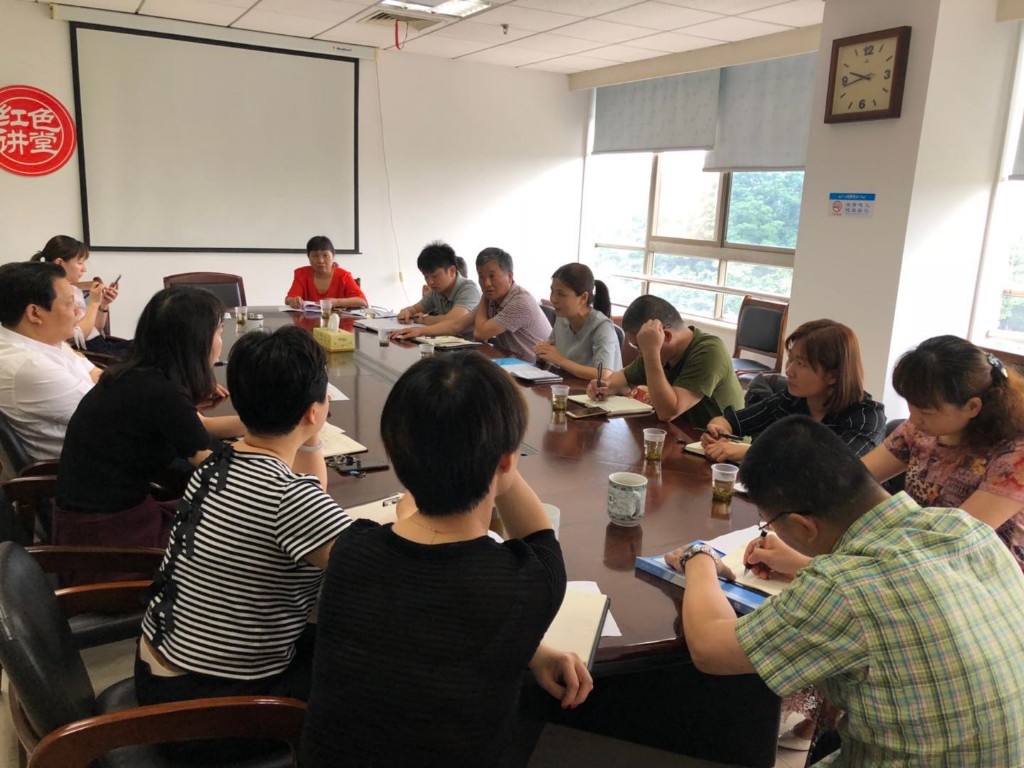 株洲县财政局来我区财政局学习撤县设区相关财政政策