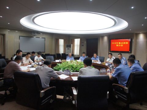 市政协副主席余群明一行到交警支队督办2018年重点提案工作