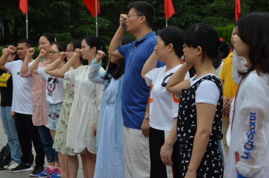 不忘初心，牢记使命 ——记尚格小学党支部7月主题党日活动