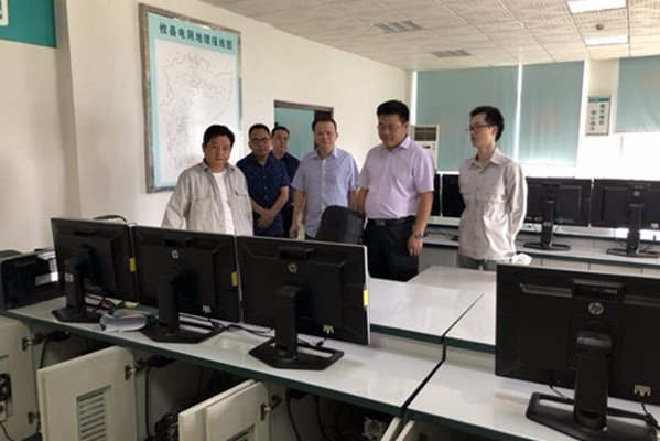 副县长彭顺昌到国网攸县供电公司调研指导工作