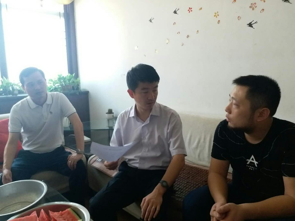 董巍区长开展“八一”慰问