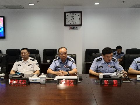 市局召开2018年度特邀监督员座谈会