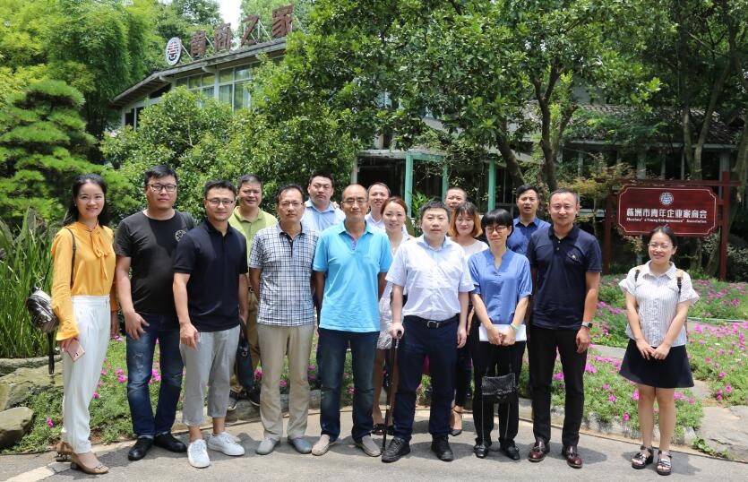 “创二代”的政治引领与培养调研座谈会