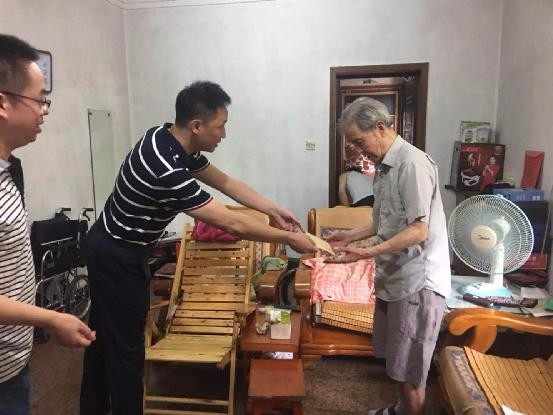 区商粮局党委不忘初心开展庆七一系列党建活动