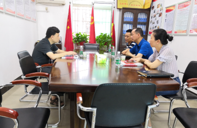 区委常委、区委办主任林坚到董家塅街道指导党建工作