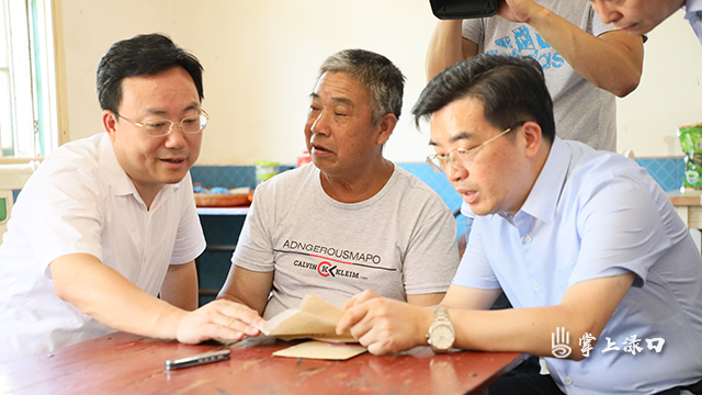 赖馨正来株洲县调研基层党建工作
