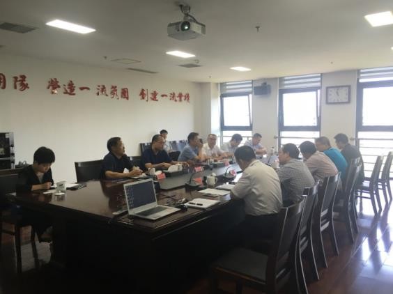 东莞市投资项目考察团来云发集团考察投资环境