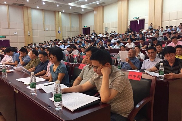 攸县召开县委十二届六次暨十七届县人民政府四次全体（扩大）会议