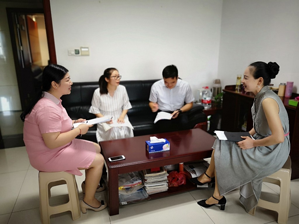 政府办党支部召开2018年上半年组织生活会