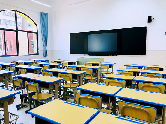 未来课堂是怎么样的？看看凿石小学的“黑科技”