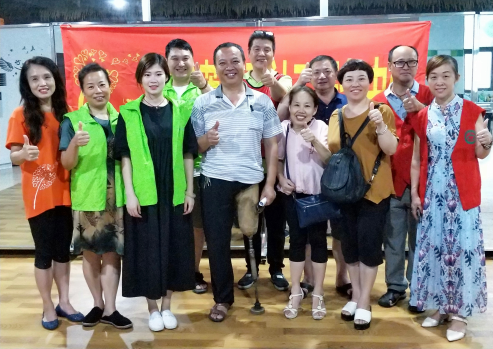 区残联开展“我是一只快乐鸟”文艺小组服务活动