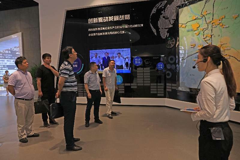 南京大学创新创业与成果转化工作办公室主任高新房就科技合作事宜来我区考察调研