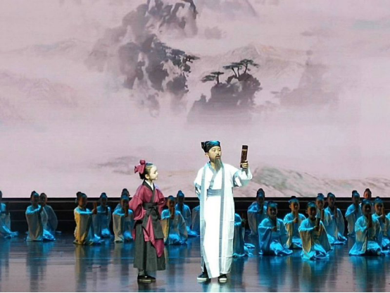 解构国医 再现国韵