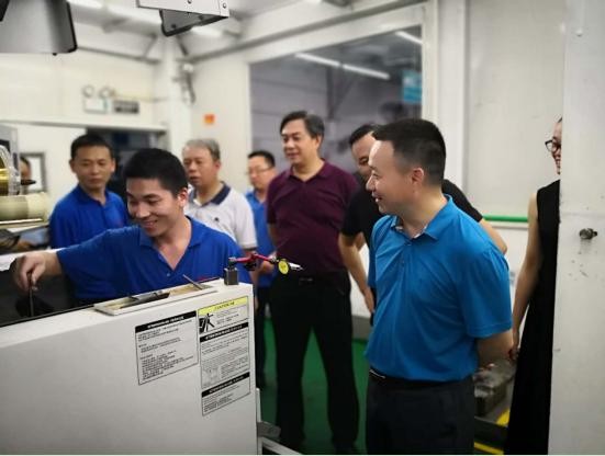 何朝晖副市长一行赴东莞考察