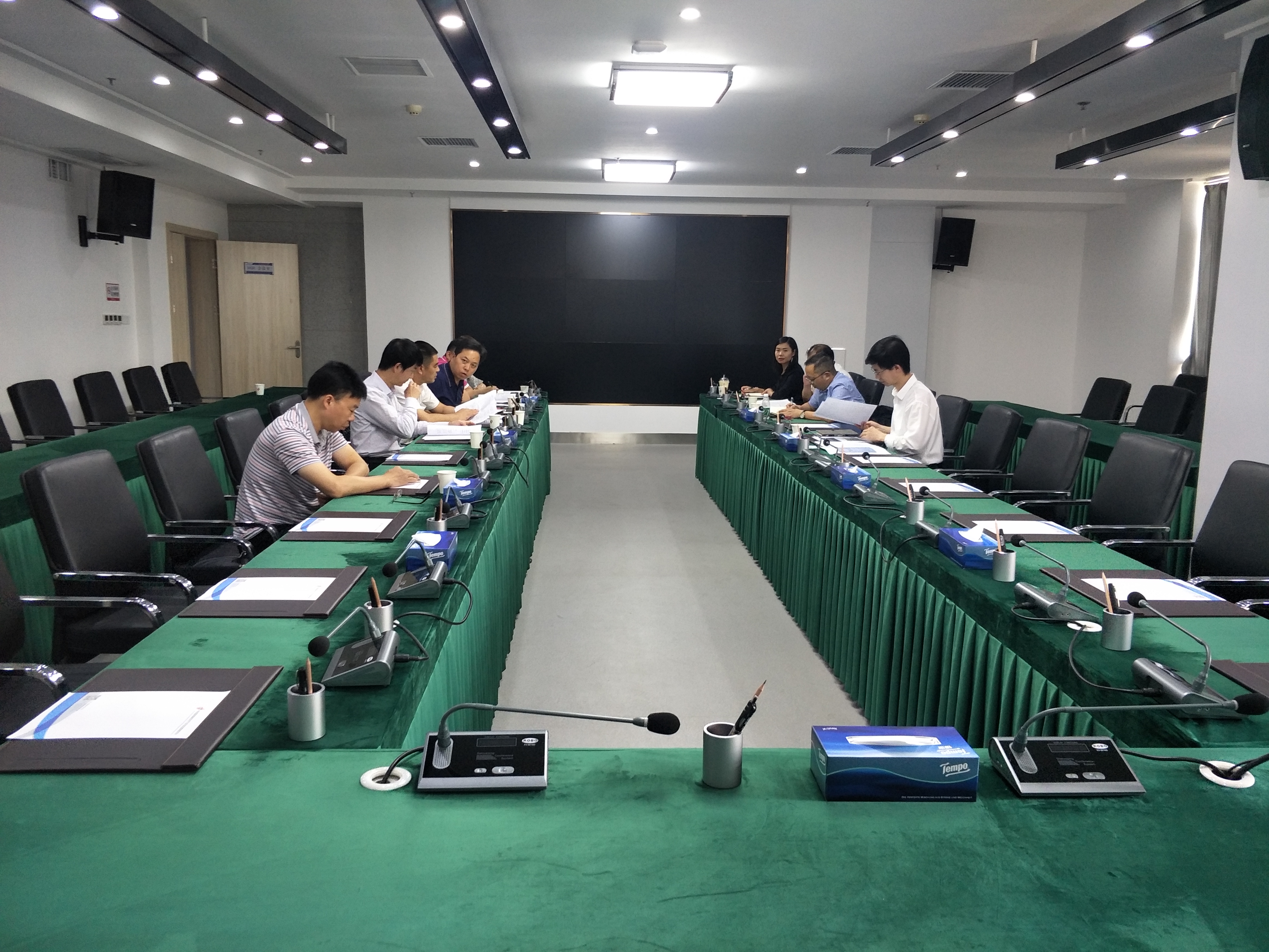 南京安元科技来我区就安全产业园项目进行洽商