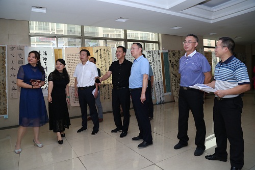 第二届“清风株洲”荷塘区书法廉洁文化书法美术作品展出