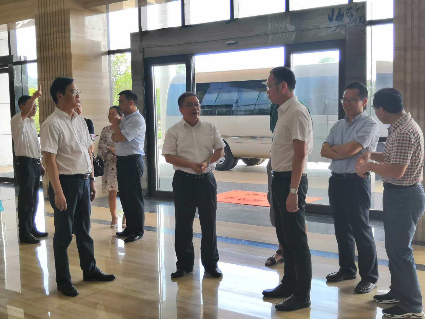 湖南省科技厅彭子晟一行来荷塘区现场调研创建省级高新区工作