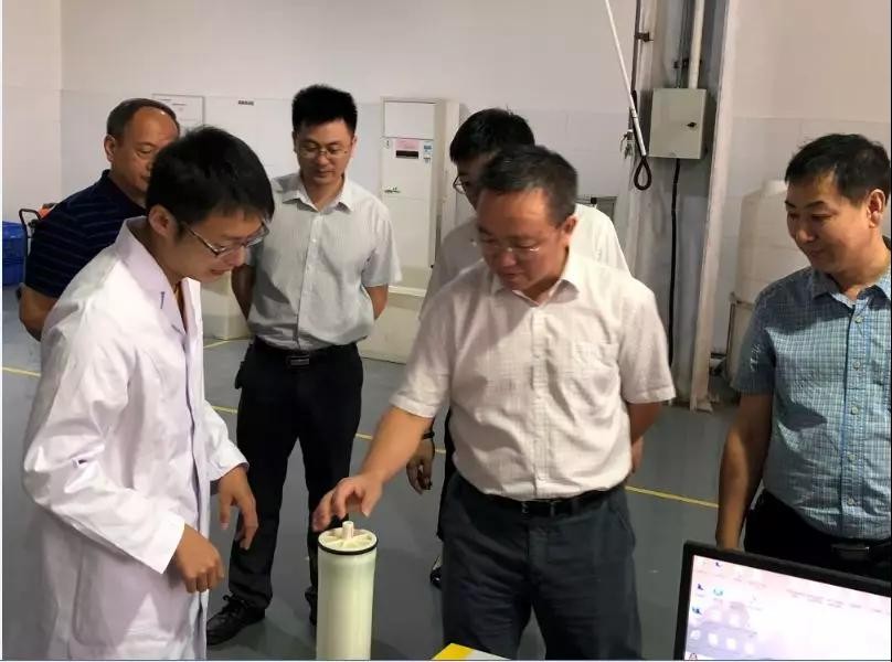 市工商联考察走访我区非公企业湖南日望科技集团有限公司