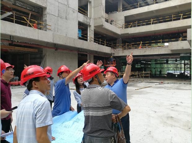 市人大常委会党组书记、常务副主任刘光跃调研市民中心项目