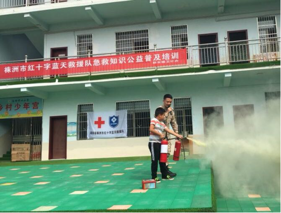 家校、部门多方联动，为学生筑牢安全屏障