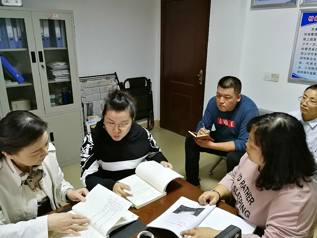 芦淞区总工会党支部开展“情系社区 爱心送医”活动