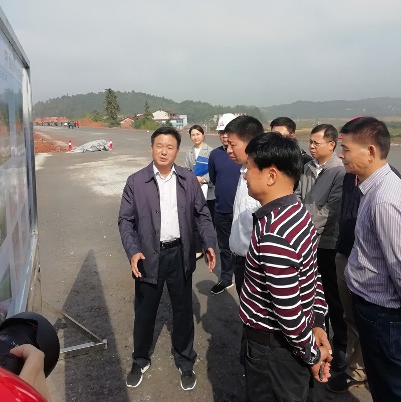 市委副书记王洪斌一行调研重点项目建设