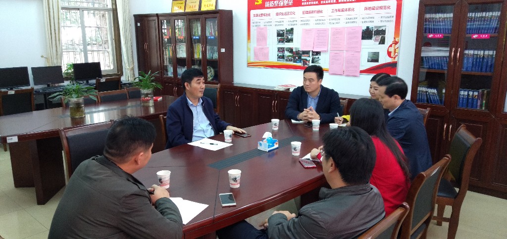 高新区管委会主任朱振湘开展党代表活动