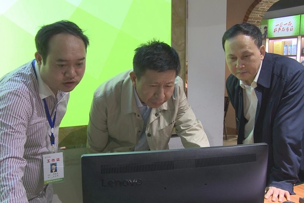 王洪斌来攸调研供销社综合改革工作