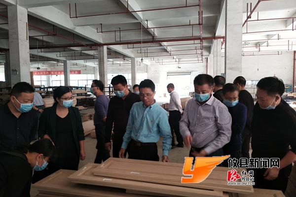 攸县非公经济代表赴长沙开展“迎老乡，回故乡，建家乡”联谊活动