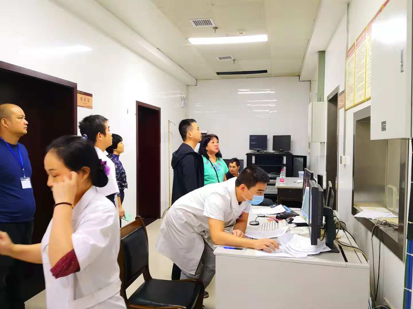 省辐射环境监察站来我市进行核计术利用单位执法监督检查
