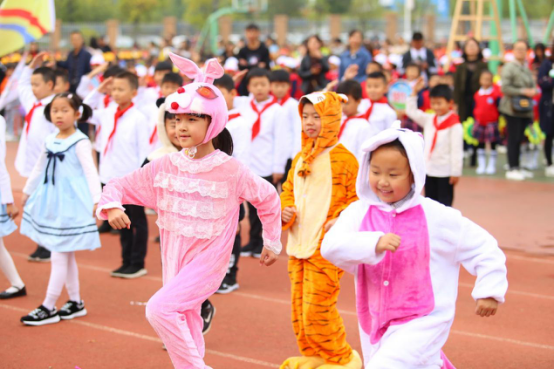 天元小学运动会开幕式，很精彩！