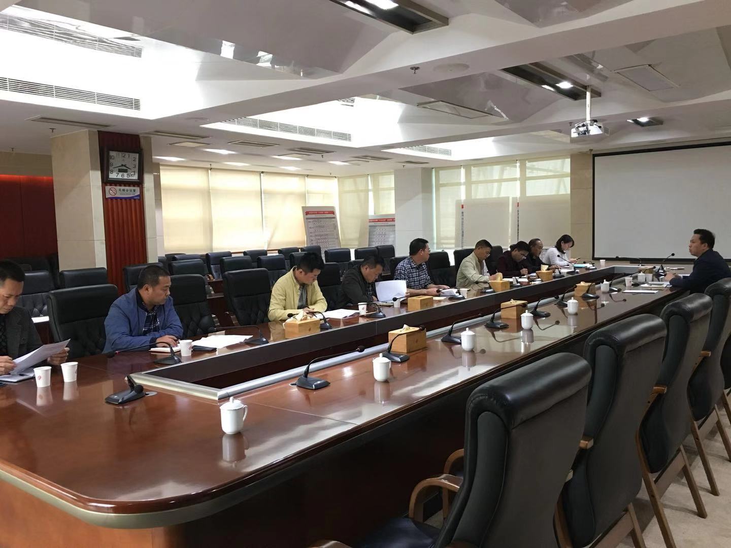 天元区安委办召开水上加油船依法处置工作协调会议